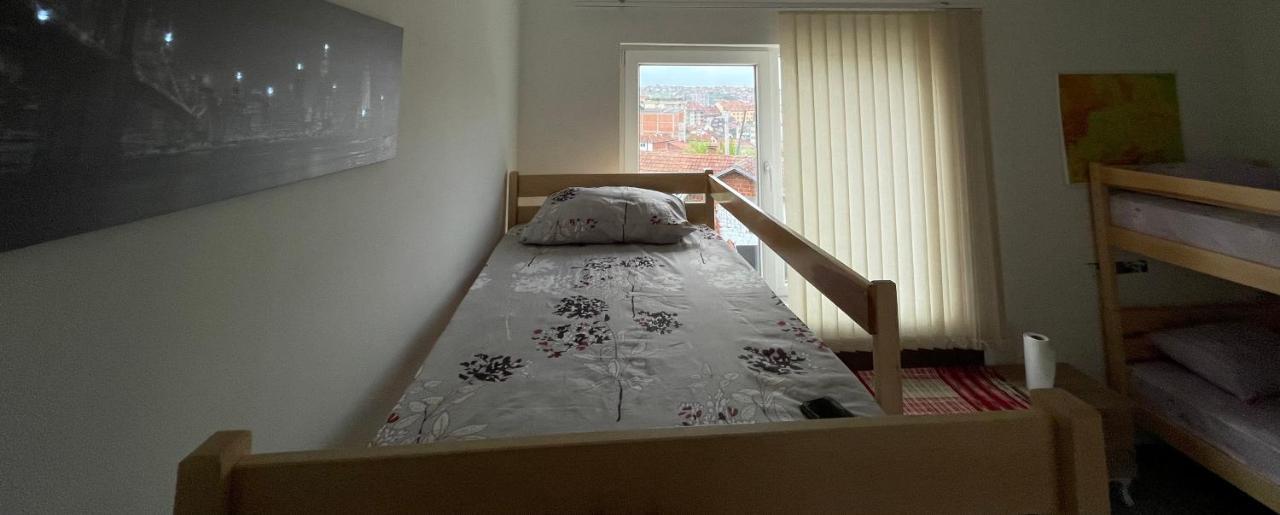 Got Prishtina Hostel Pristina Eksteriør bilde