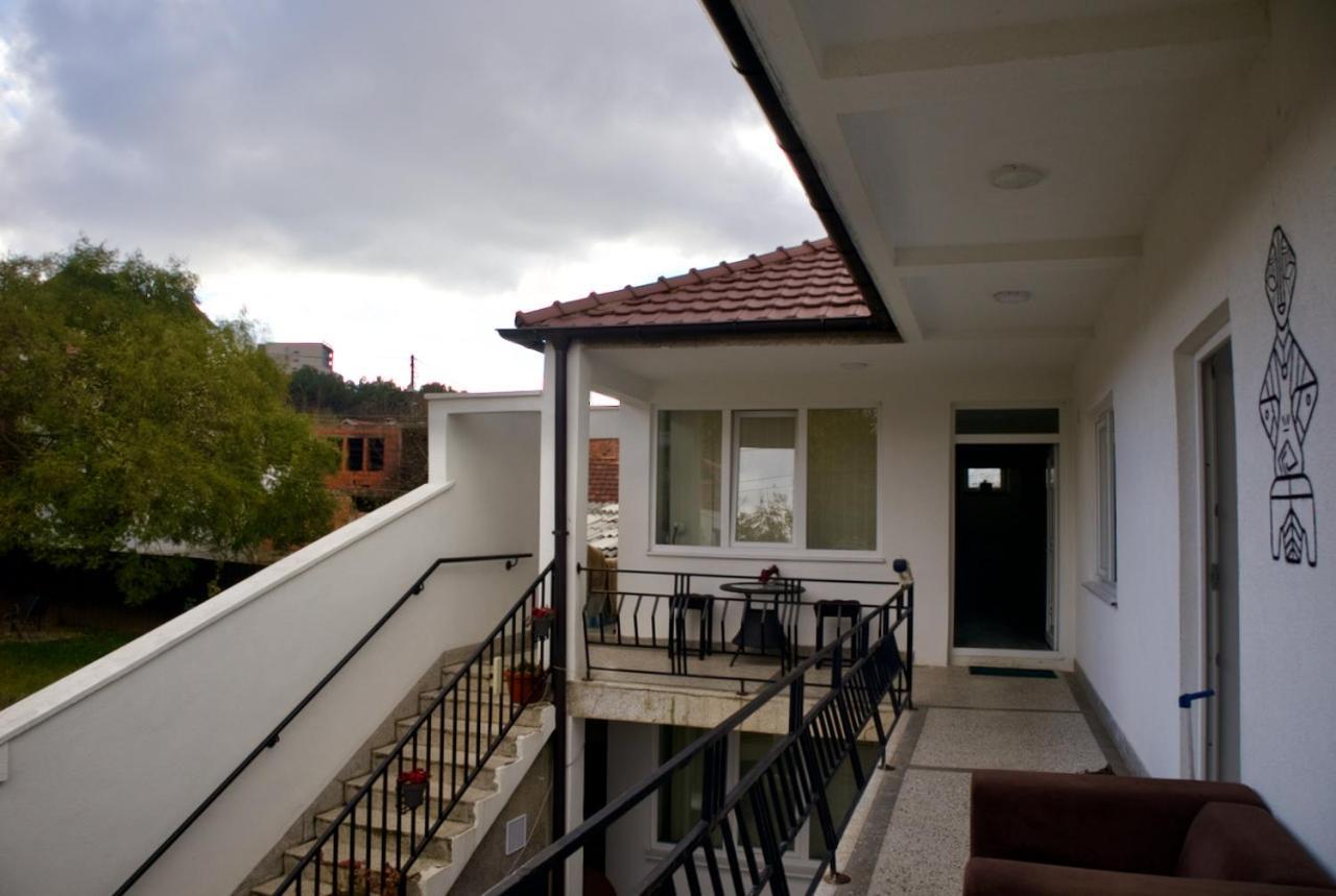 Got Prishtina Hostel Pristina Eksteriør bilde